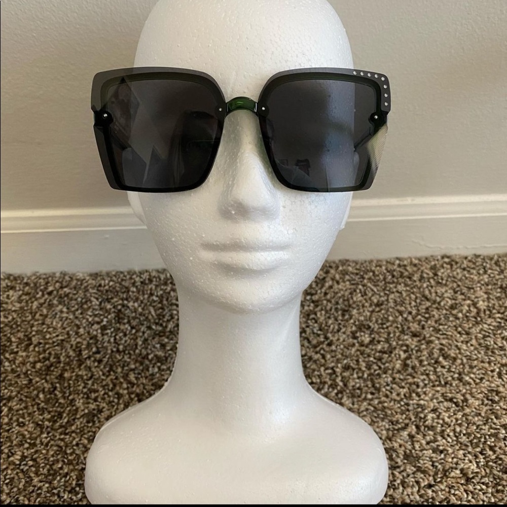Sunglasses‼️‼️